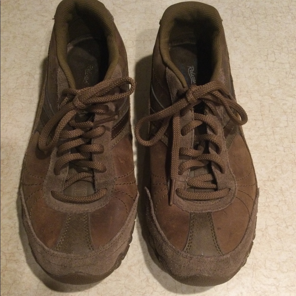 Skechers relaxed fit leather shoes 7.5